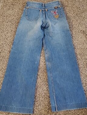 HASH JEANS VINTAGE. WOMENS JEANS. BUTTERFLY. FLARE  WIDE LEGS. 26W/ 32L